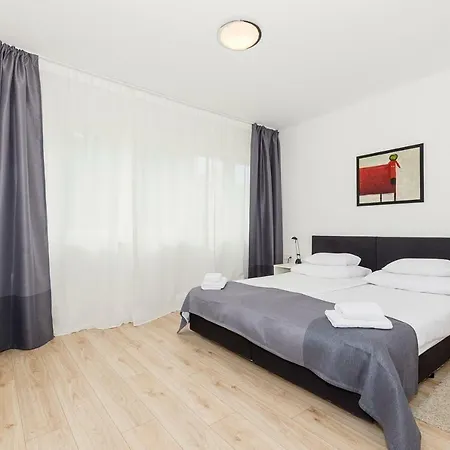 New Suites * Split